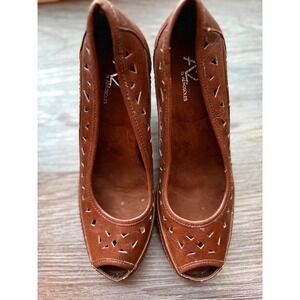 A2 by Aerosoles Brown Laser Cut Peep Toe‎ Pumps Heels Womens Size 8.5